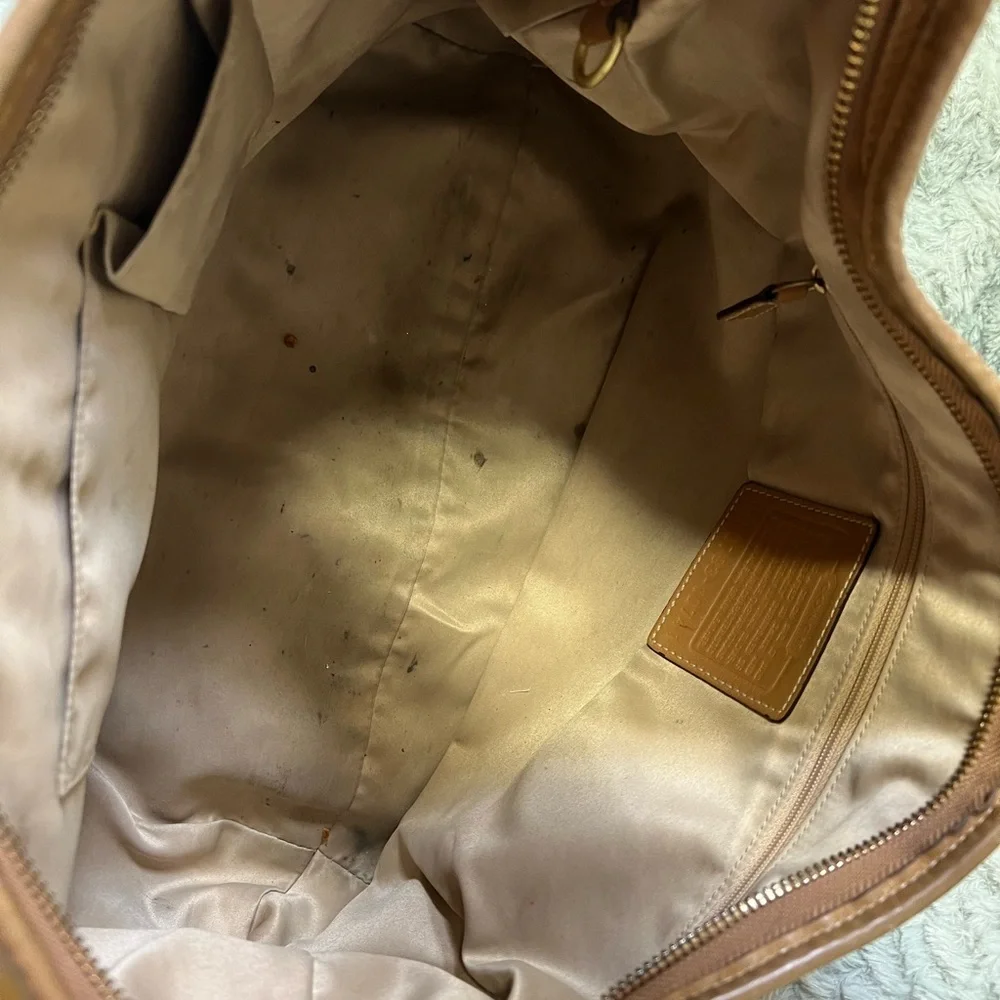 Coach Tan Leather Hobo Shoulder Bag with Gold Turnlock